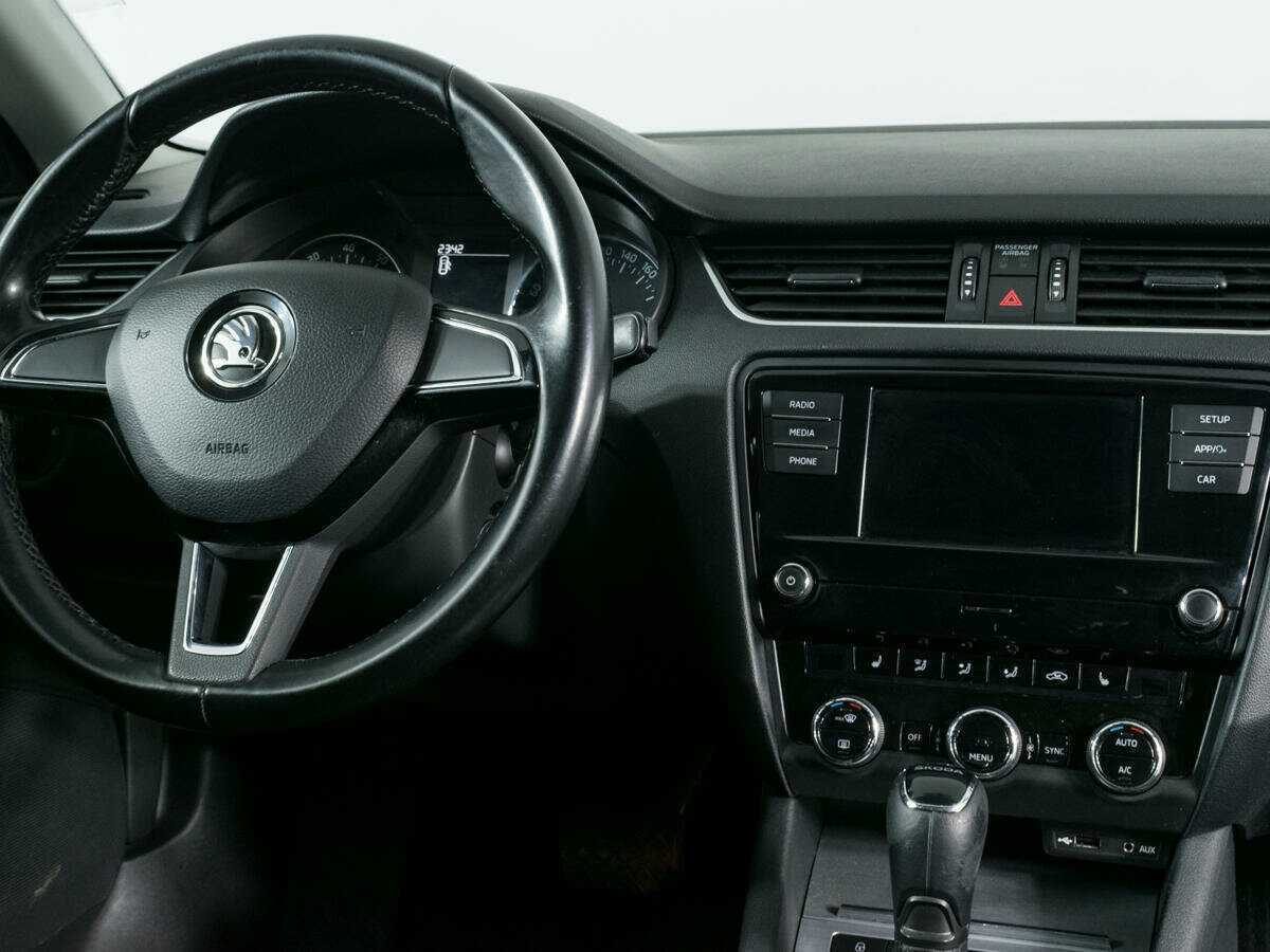 Skoda Octavia 2017 года с пробегом. Фото: #7