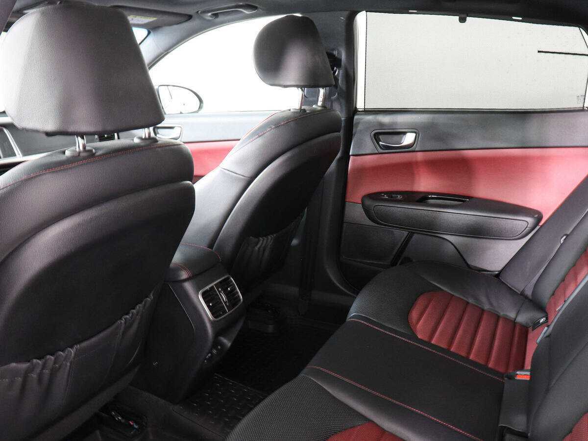 Kia Optima 2018 года с пробегом. Фото: #11