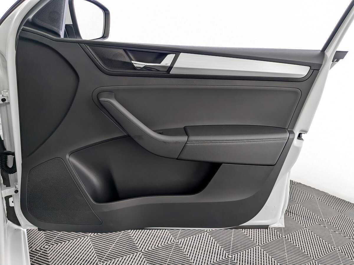 Skoda Rapid 2019 года с пробегом. Фото: #19