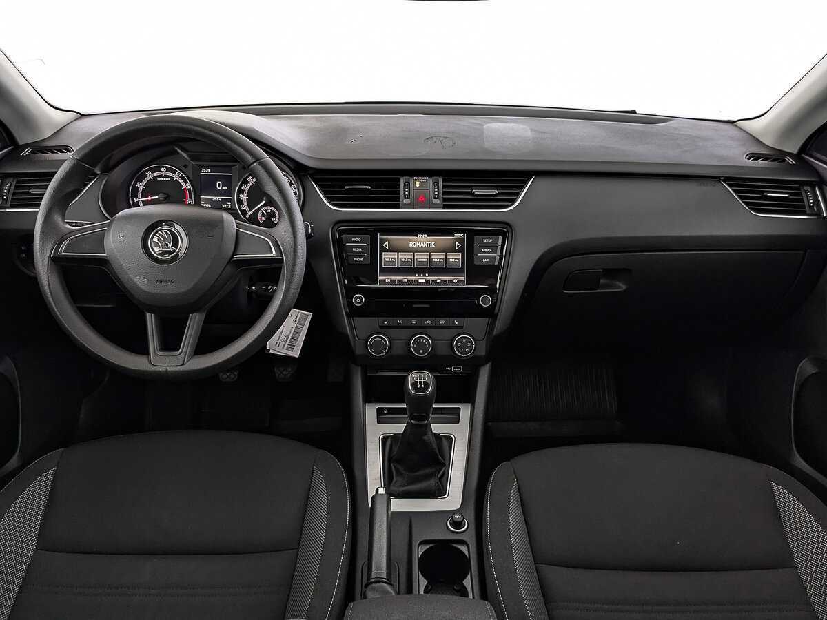 Skoda Octavia 2019 года с пробегом. Фото: #12
