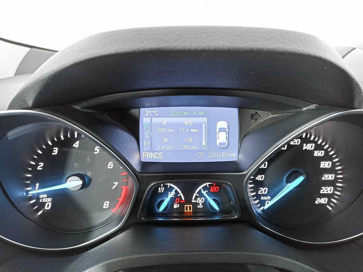 Ford Kuga 2013 года с пробегом. Фото: #9