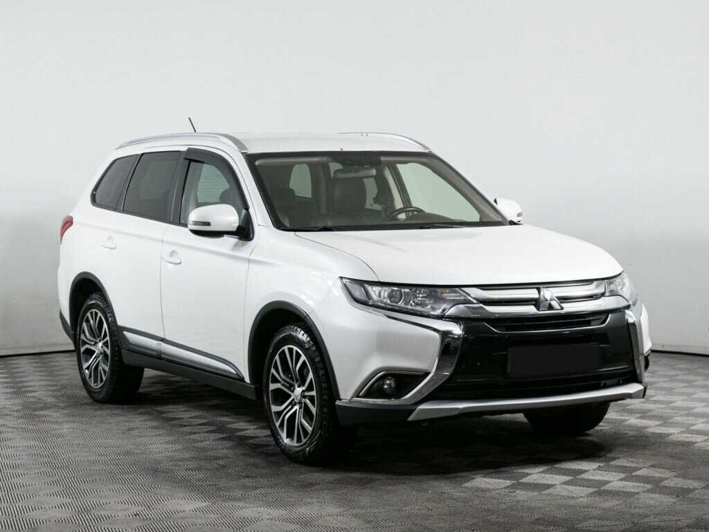 Mitsubishi Outlander 2015 года с пробегом. Фото: #2