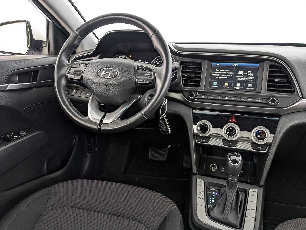Hyundai Elantra 2019 года с пробегом. Фото: #22