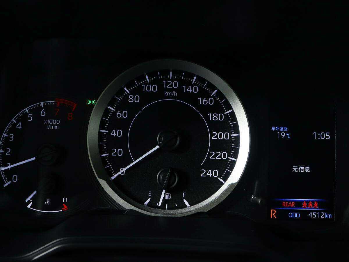 Toyota Corolla 2022 года с пробегом. Фото: #7