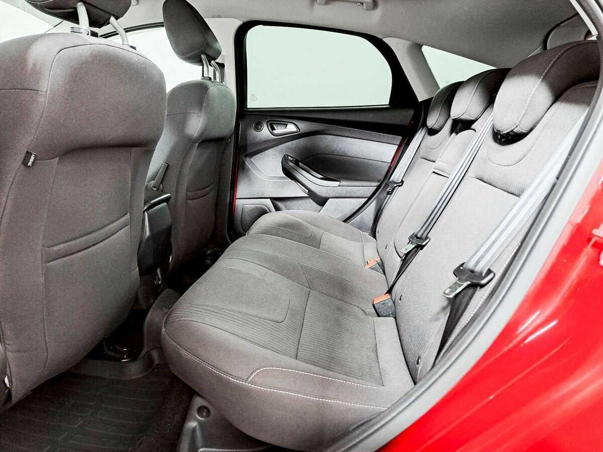 Ford Focus 2012 года с пробегом. Фото: #9