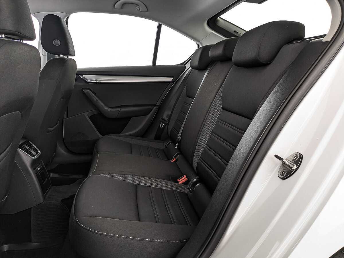 Skoda Octavia 2019 года с пробегом. Фото: #17