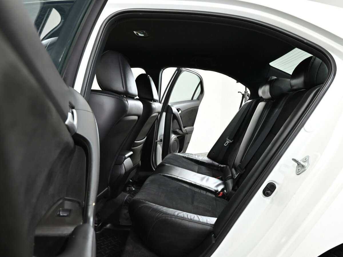 Honda Accord 2012 года с пробегом. Фото: #9