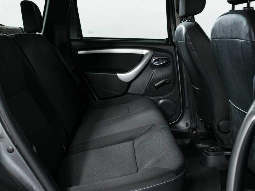 Nissan Terrano 2020 года с пробегом. Фото: #9