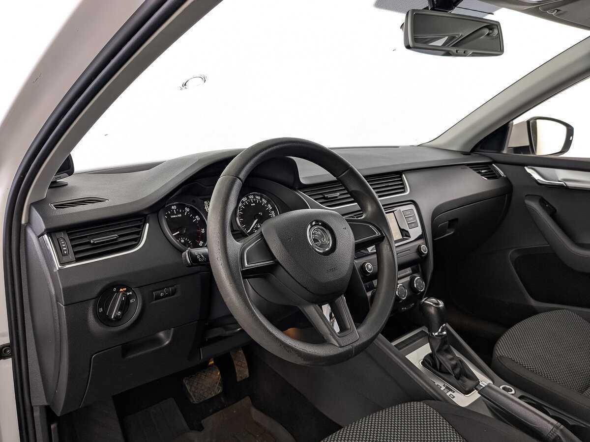 Skoda Octavia 2016 года с пробегом. Фото: #14