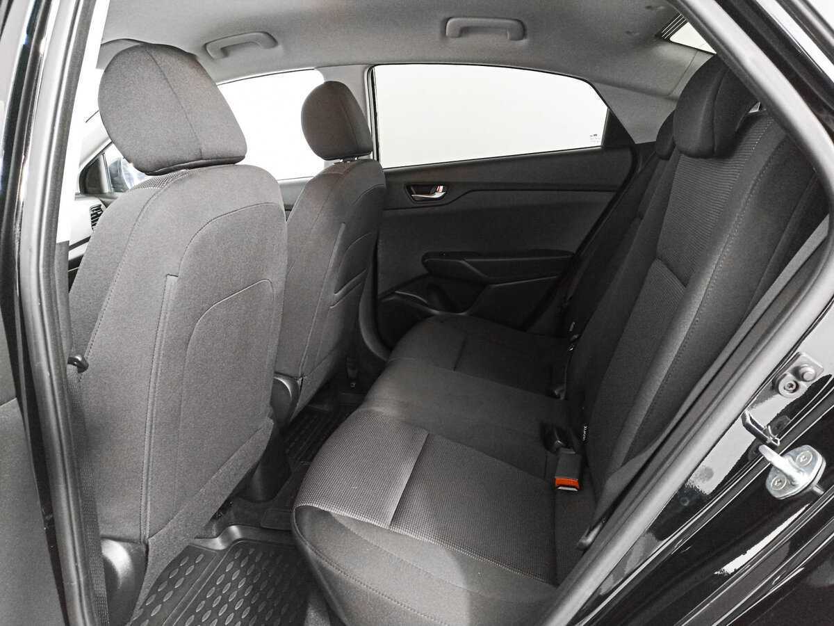 Hyundai Solaris 2021 года с пробегом. Фото: #11