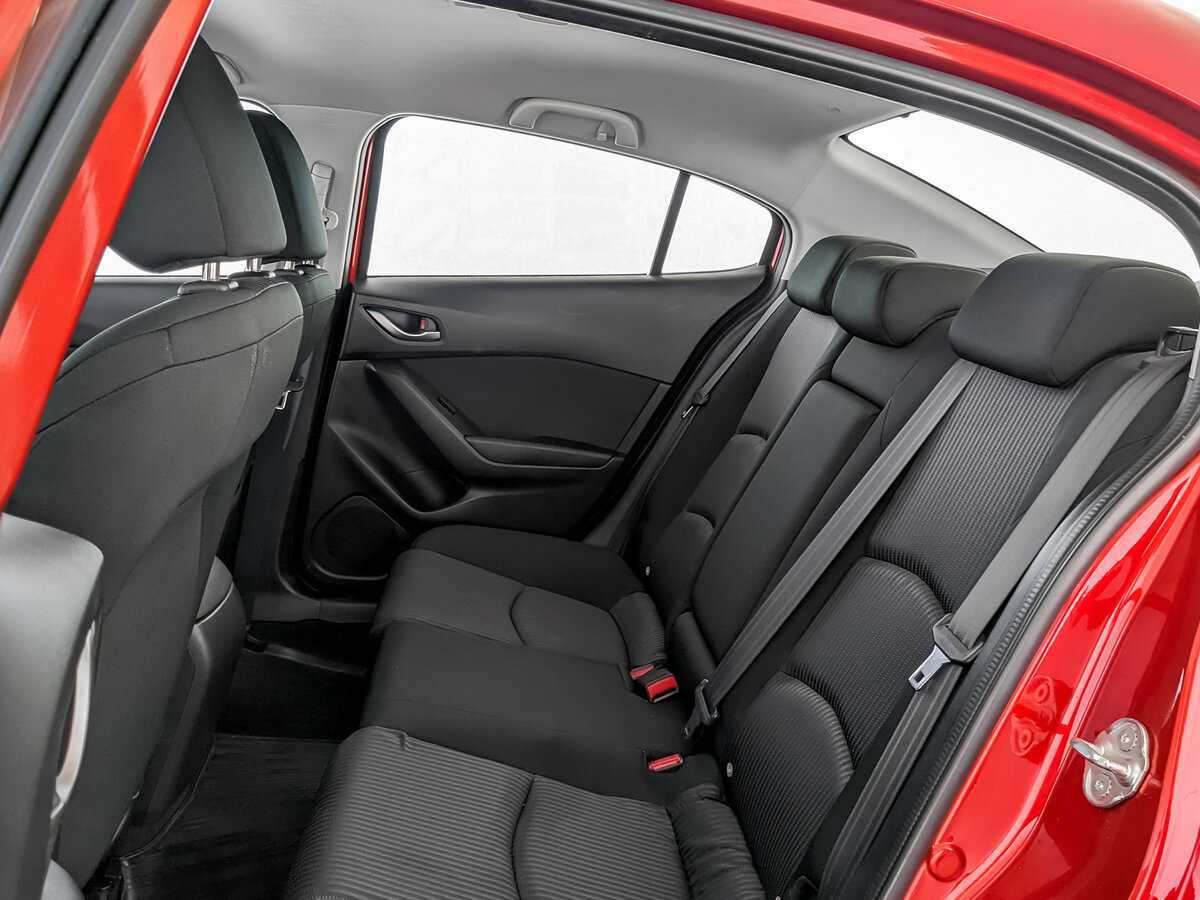 Mazda 3 2015 года с пробегом. Фото: #9