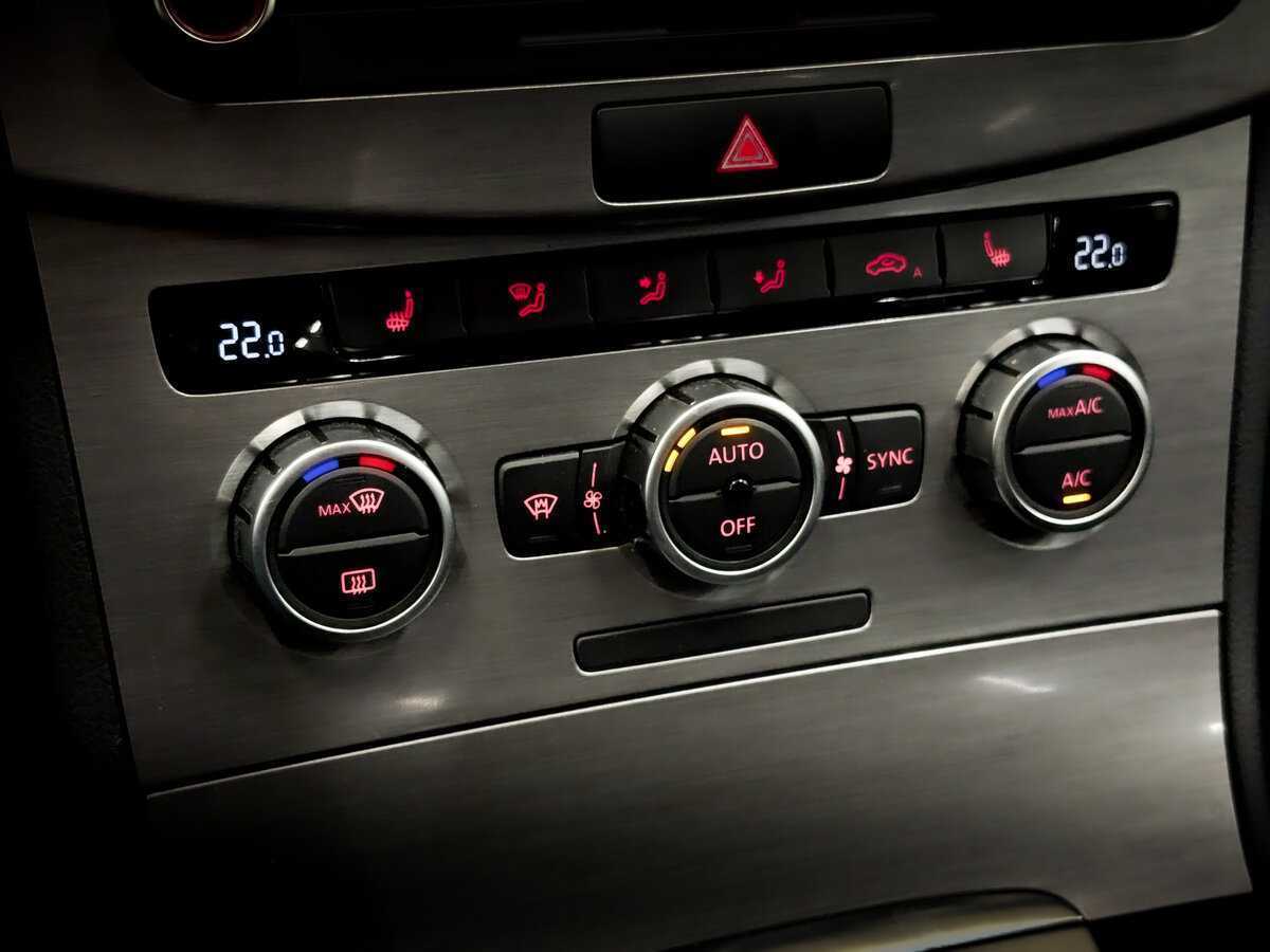 Volkswagen Passat 2012 года с пробегом. Фото: #22