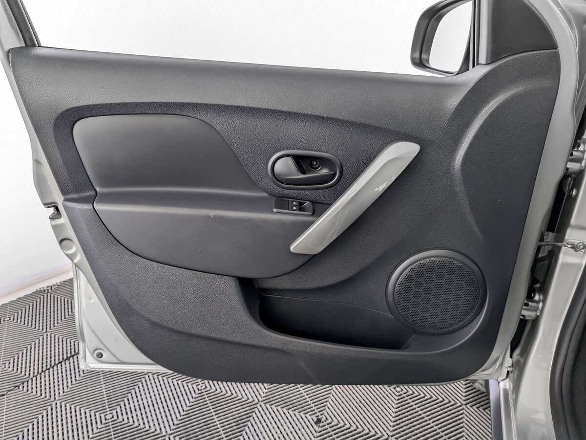 Renault Sandero 2021 года с пробегом. Фото: #16