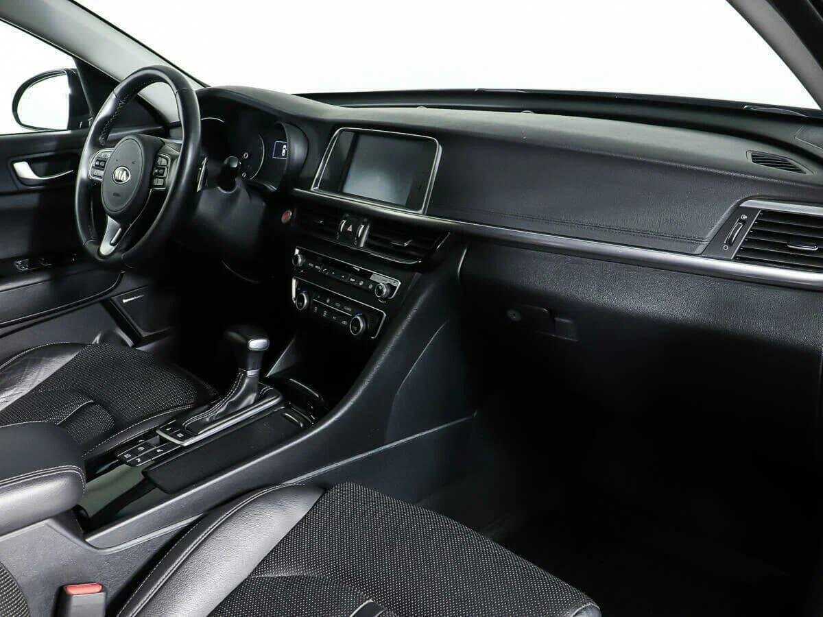 Kia Optima 2018 года с пробегом. Фото: #8