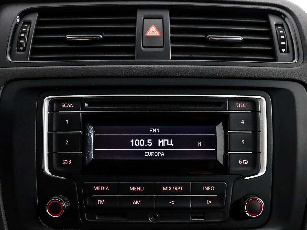 Volkswagen Jetta 2014 года с пробегом. Фото: #12