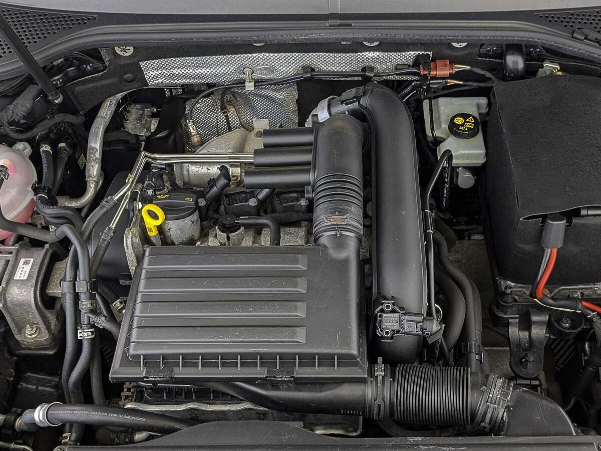 Volkswagen Passat 2016 года с пробегом. Фото: #8