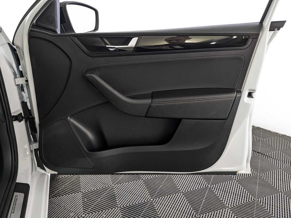 Skoda Rapid 2019 года с пробегом. Фото: #20