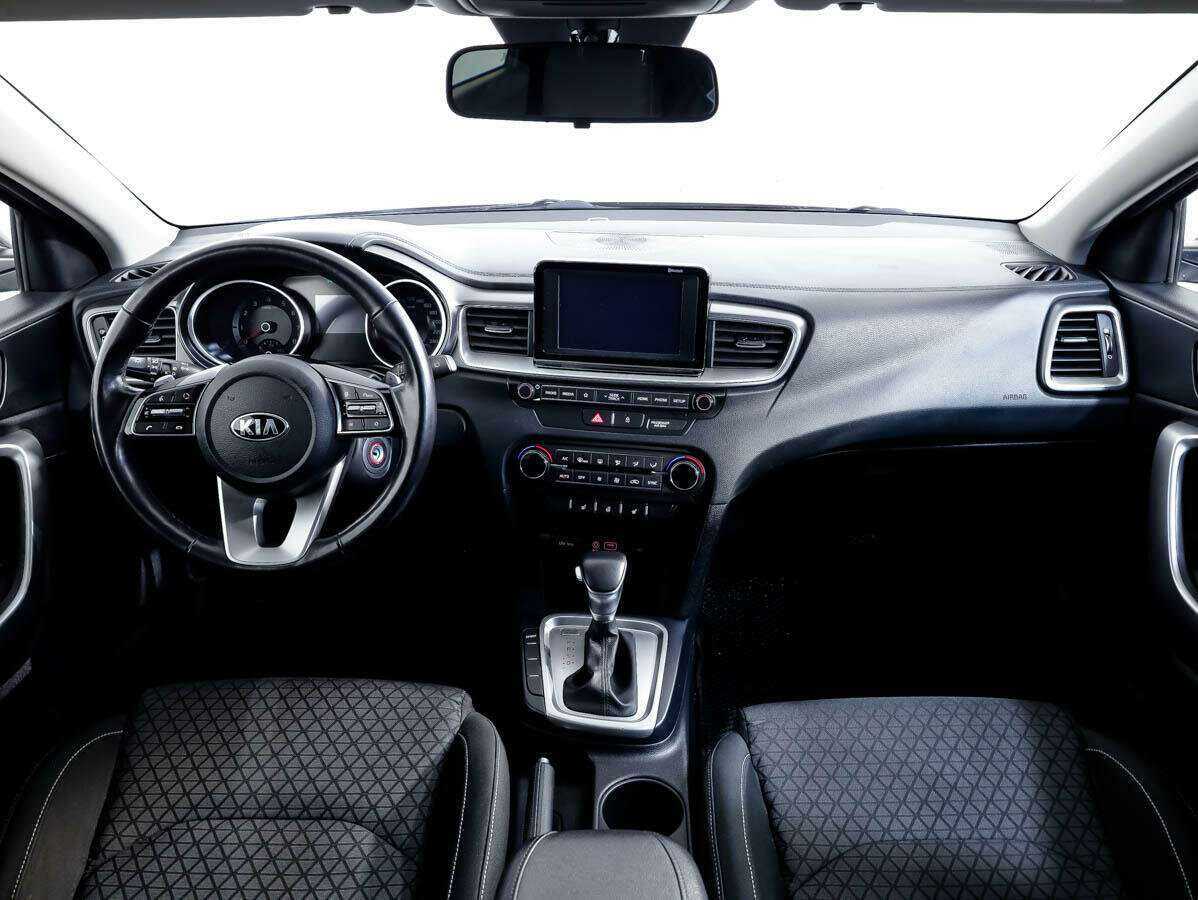 Kia Ceed 2018 года с пробегом. Фото: #8