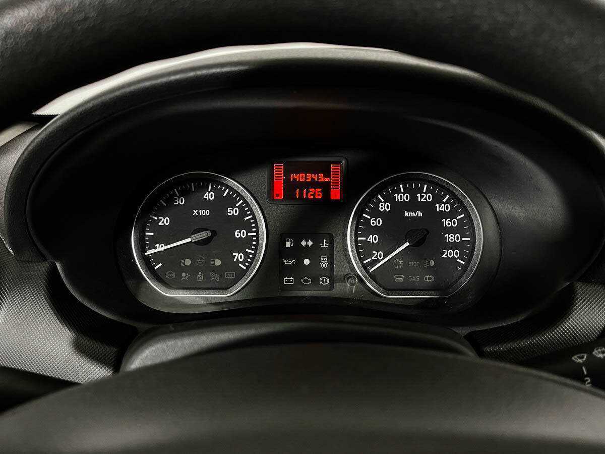 Renault Sandero 2013 года с пробегом. Фото: #6