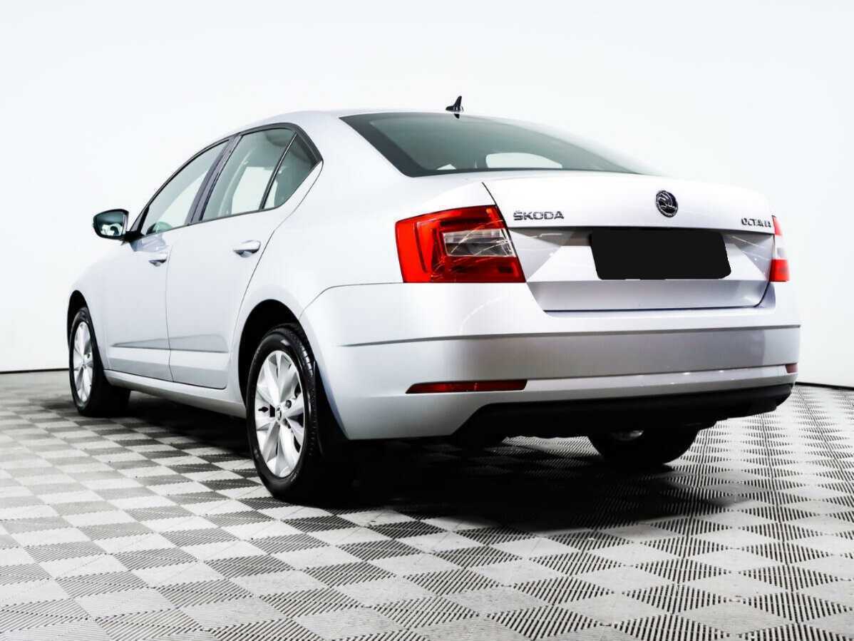 Skoda Octavia 2018 года с пробегом. Фото: #6