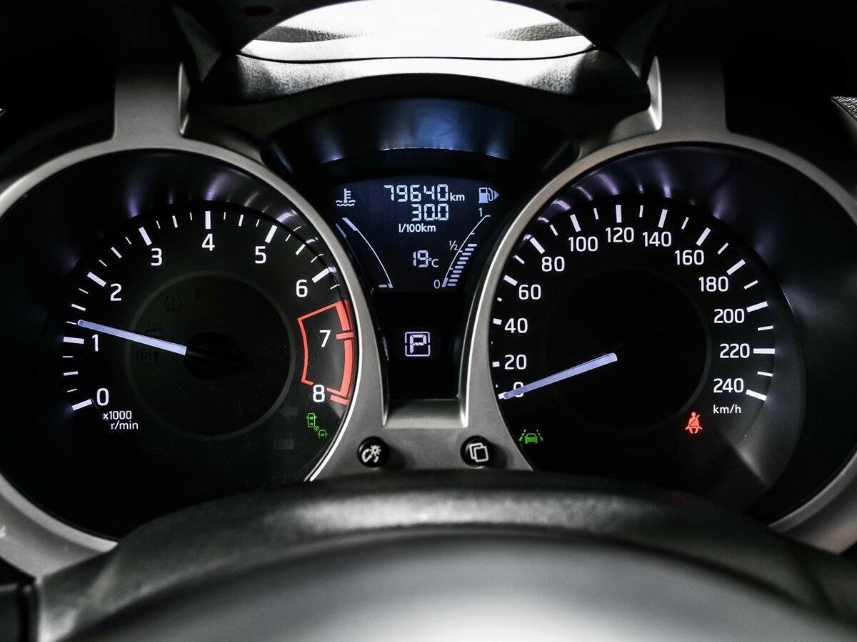 Nissan Juke 2018 года с пробегом. Фото: #9