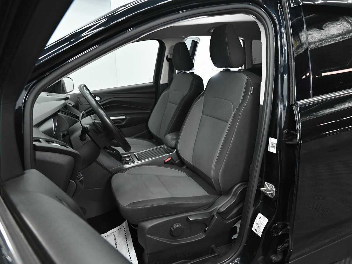 Ford Kuga 2017 года с пробегом. Фото: #5
