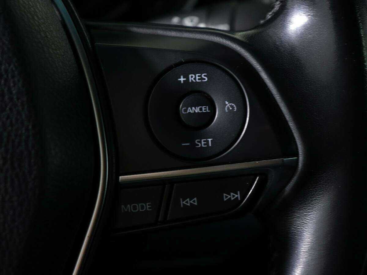 Toyota Camry 2019 года с пробегом. Фото: #17