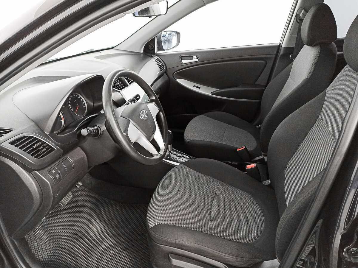 Hyundai Solaris 2013 года с пробегом. Фото: #15