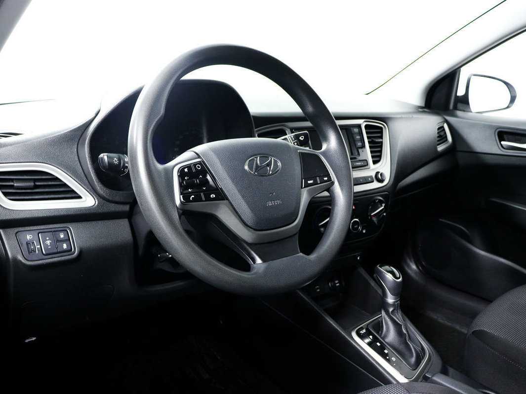 Hyundai Solaris 2021 года с пробегом. Фото: #12