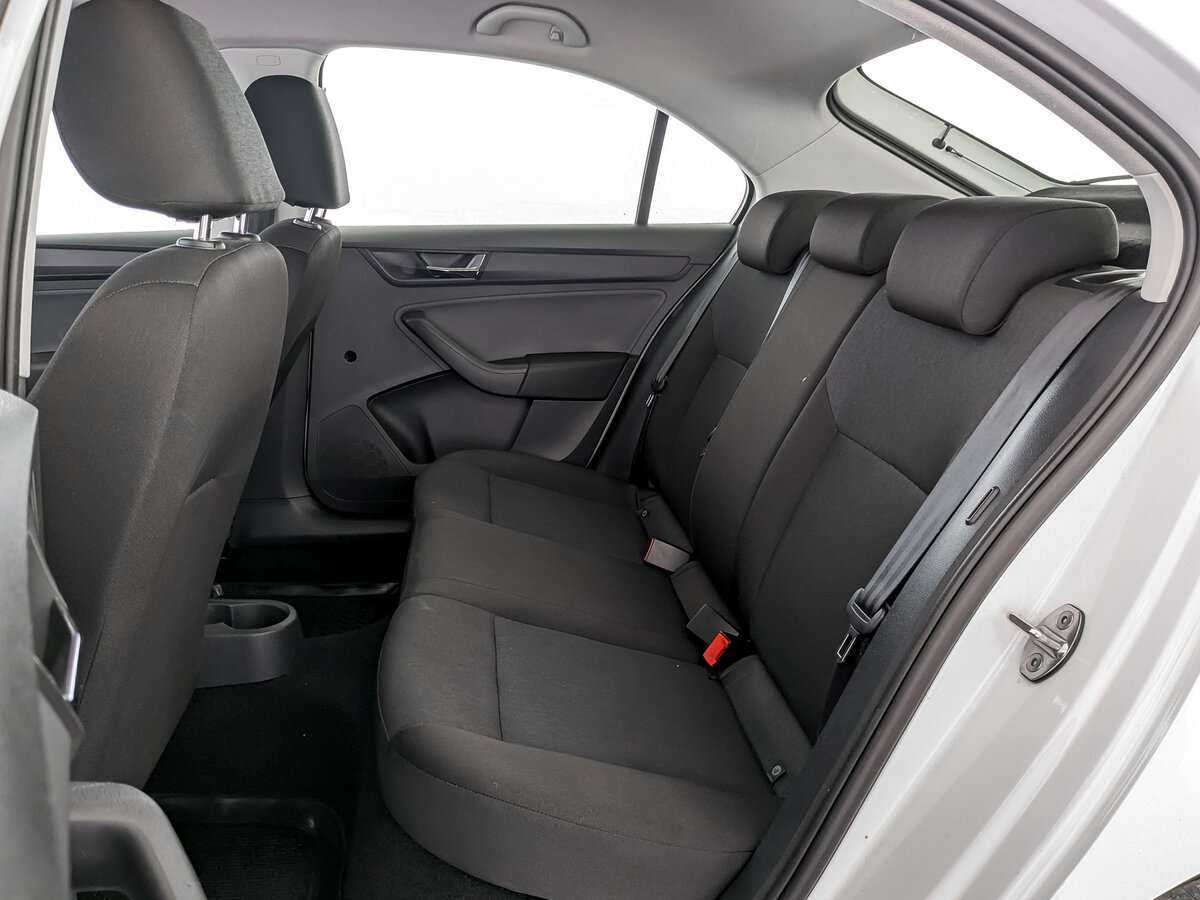 Skoda Rapid 2019 года с пробегом. Фото: #9