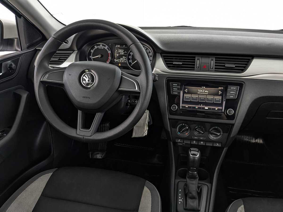 Skoda Rapid 2019 года с пробегом. Фото: #16