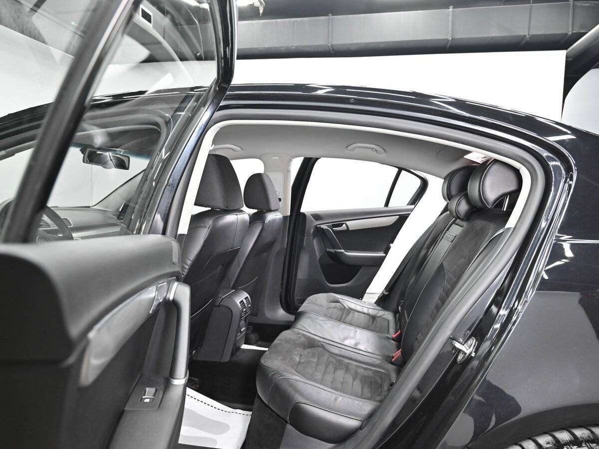 Volkswagen Passat 2012 года с пробегом. Фото: #13