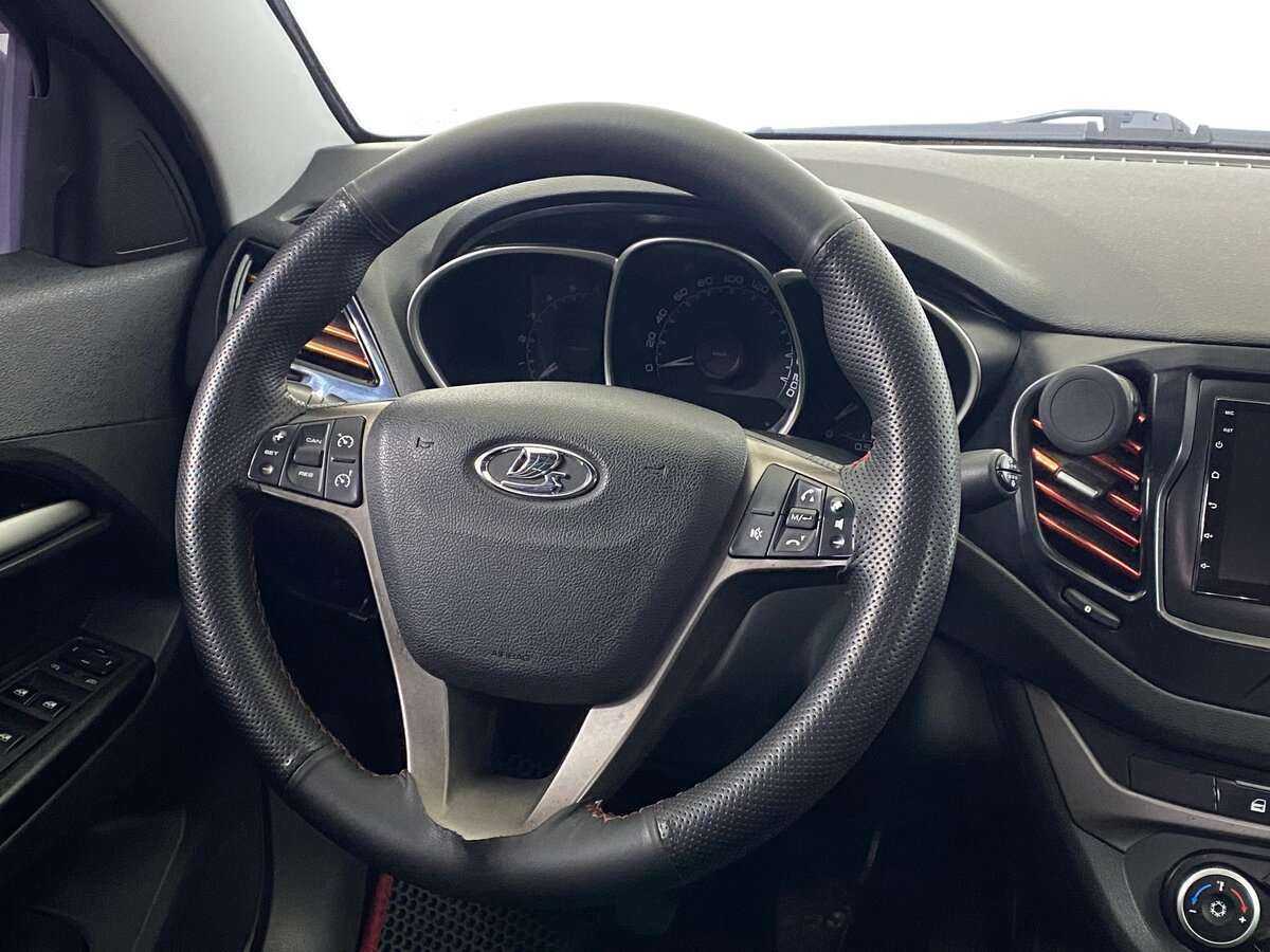 Lada (ВАЗ) Vesta 2017 года с пробегом. Фото: #11