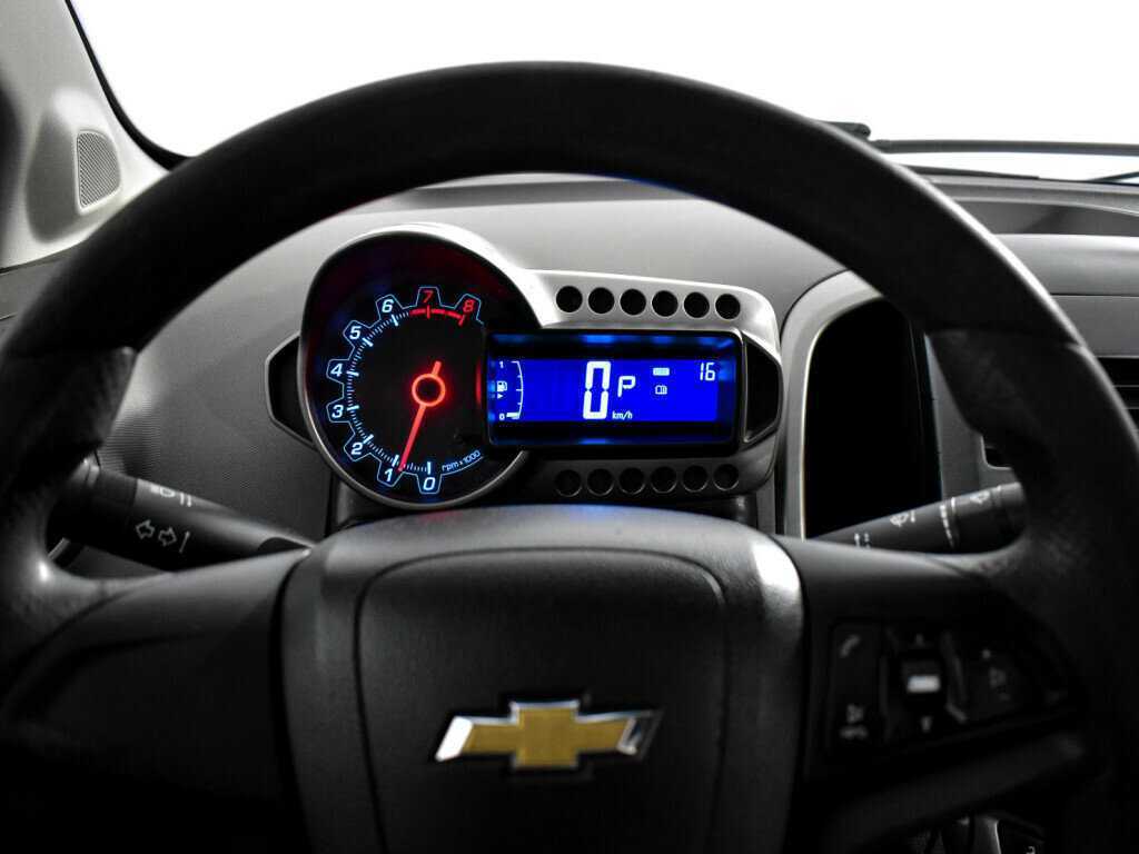 Chevrolet Aveo 2013 года с пробегом. Фото: #18