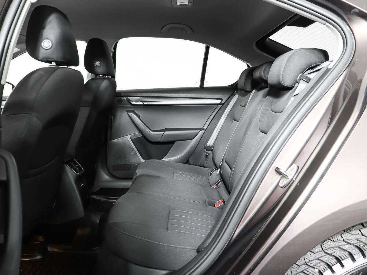 Skoda Octavia 2018 года с пробегом. Фото: #10