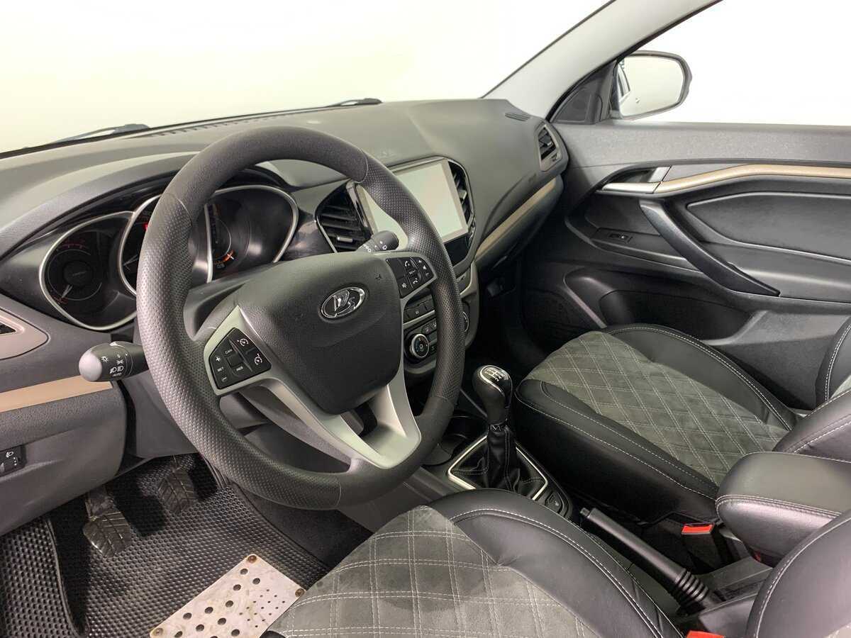 Lada (ВАЗ) Vesta 2018 года с пробегом. Фото: #11