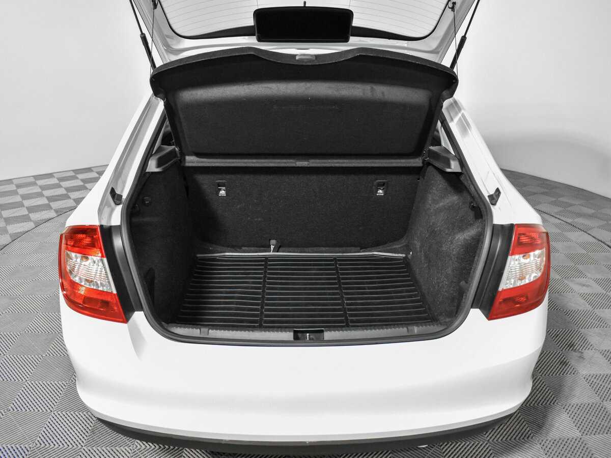 Skoda Rapid 2017 года с пробегом. Фото: #17