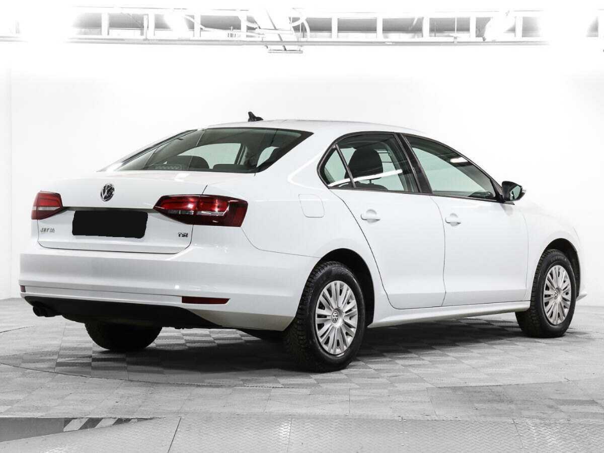 Volkswagen Jetta 2017 года с пробегом. Фото: #4