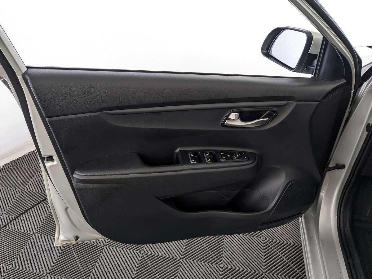 Kia Rio 2019 года с пробегом. Фото: #13