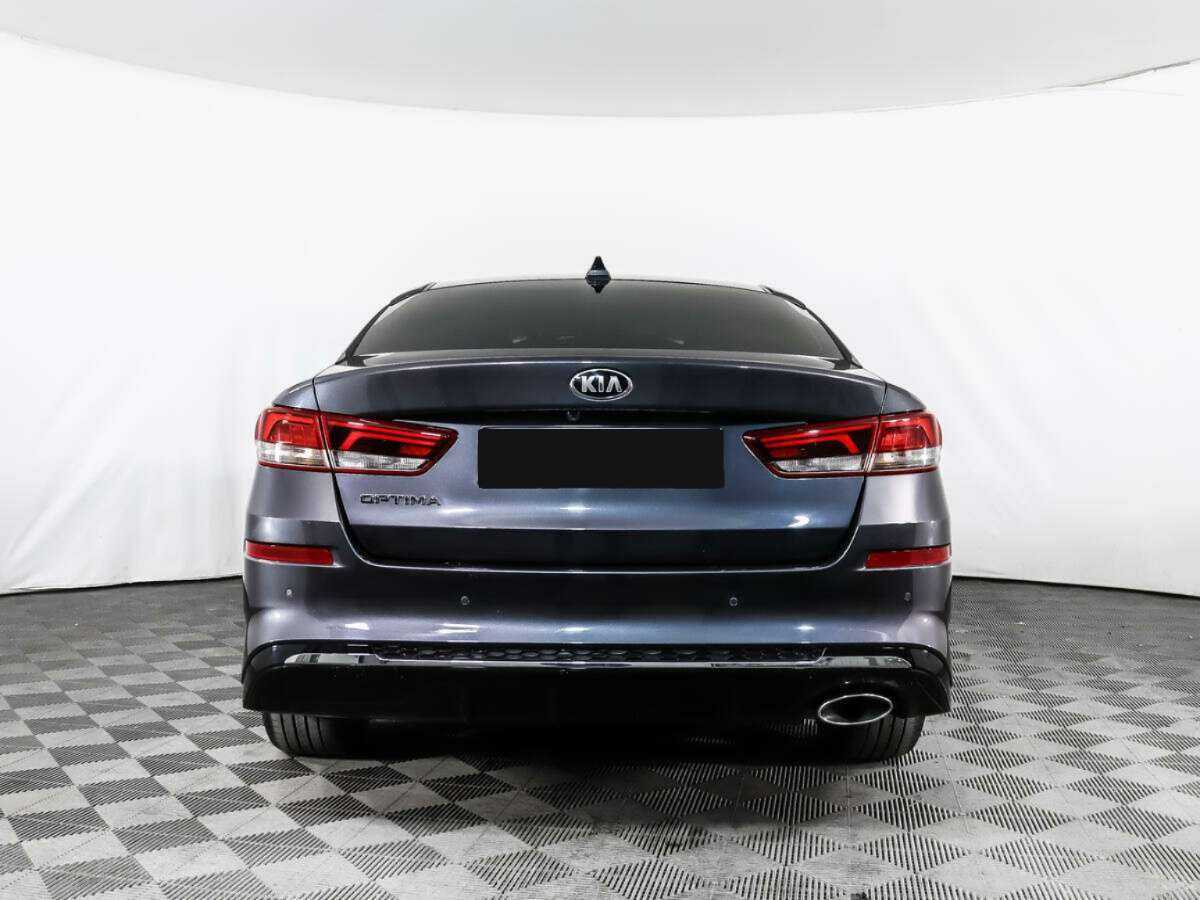 Kia Optima 2018 года с пробегом. Фото: #5