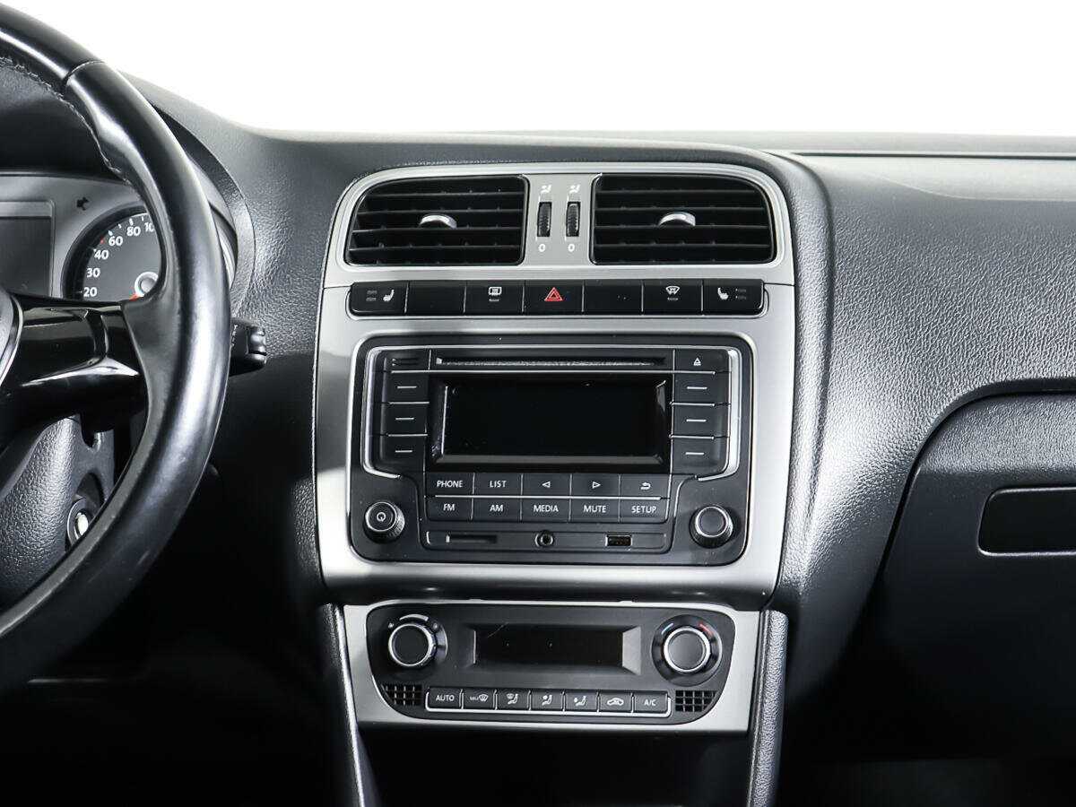 Volkswagen Polo 2016 года с пробегом. Фото: #11