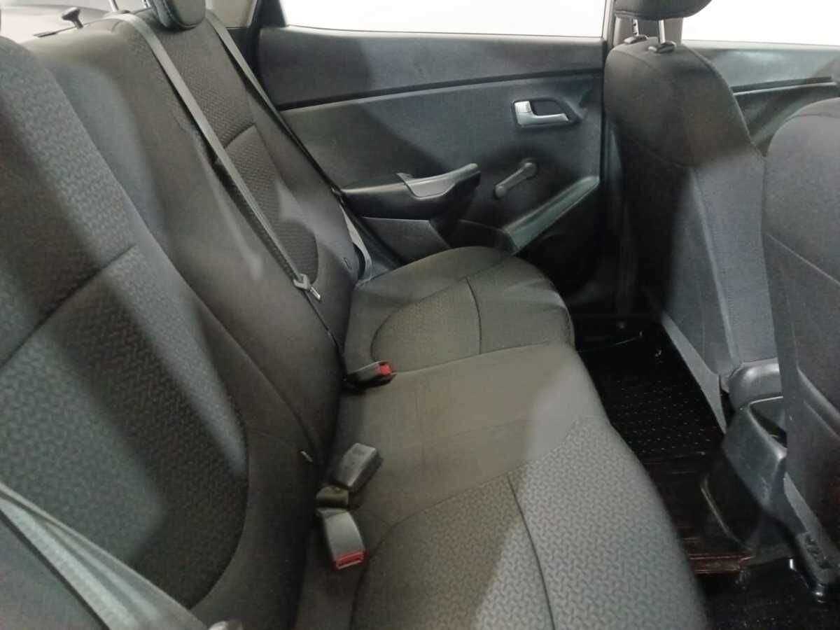 Kia Rio 2017 года с пробегом. Фото: #9
