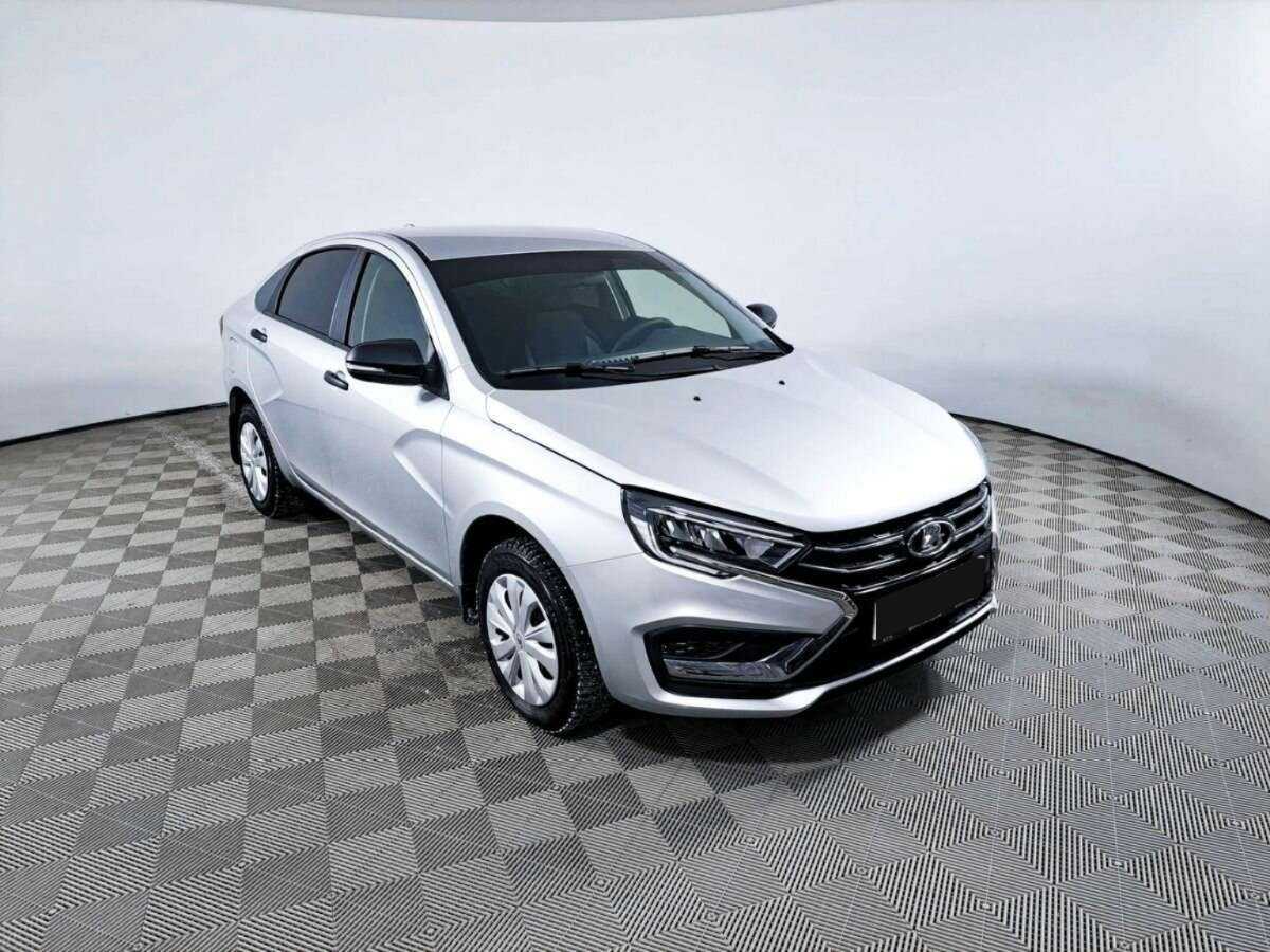Lada (ВАЗ) Vesta 2023 года с пробегом. Фото: #2