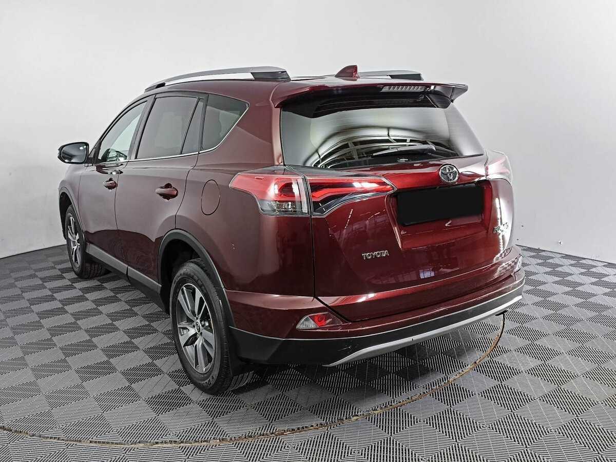 Toyota RAV4 2019 года с пробегом. Фото: #6
