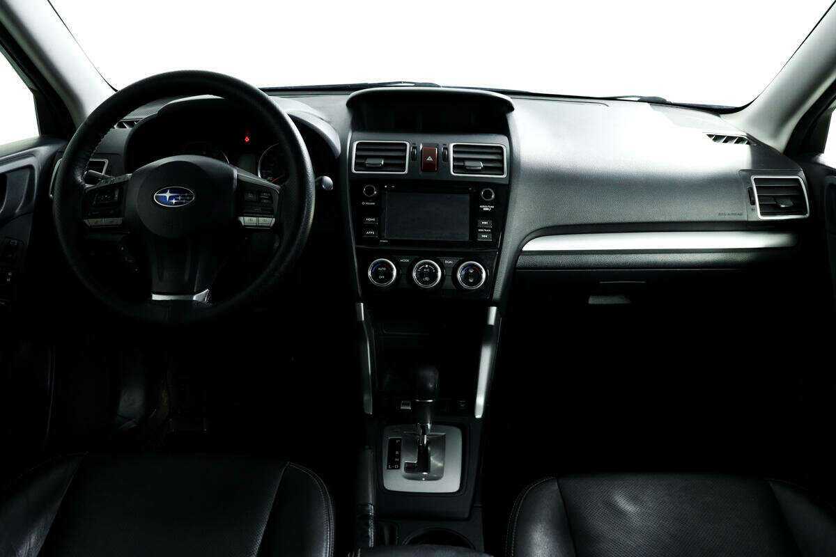 Subaru Forester 2015 года с пробегом. Фото: #10