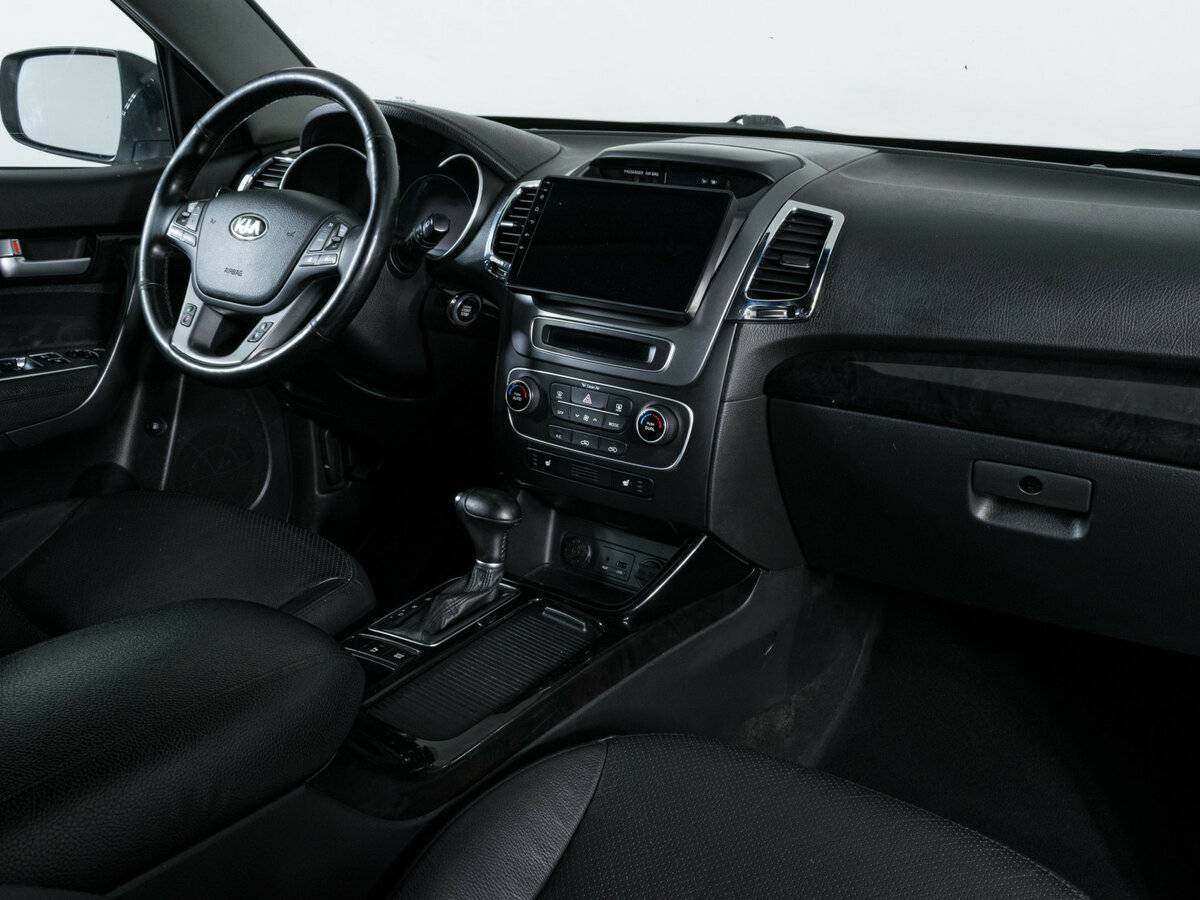 Kia Sorento 2013 года с пробегом. Фото: #9