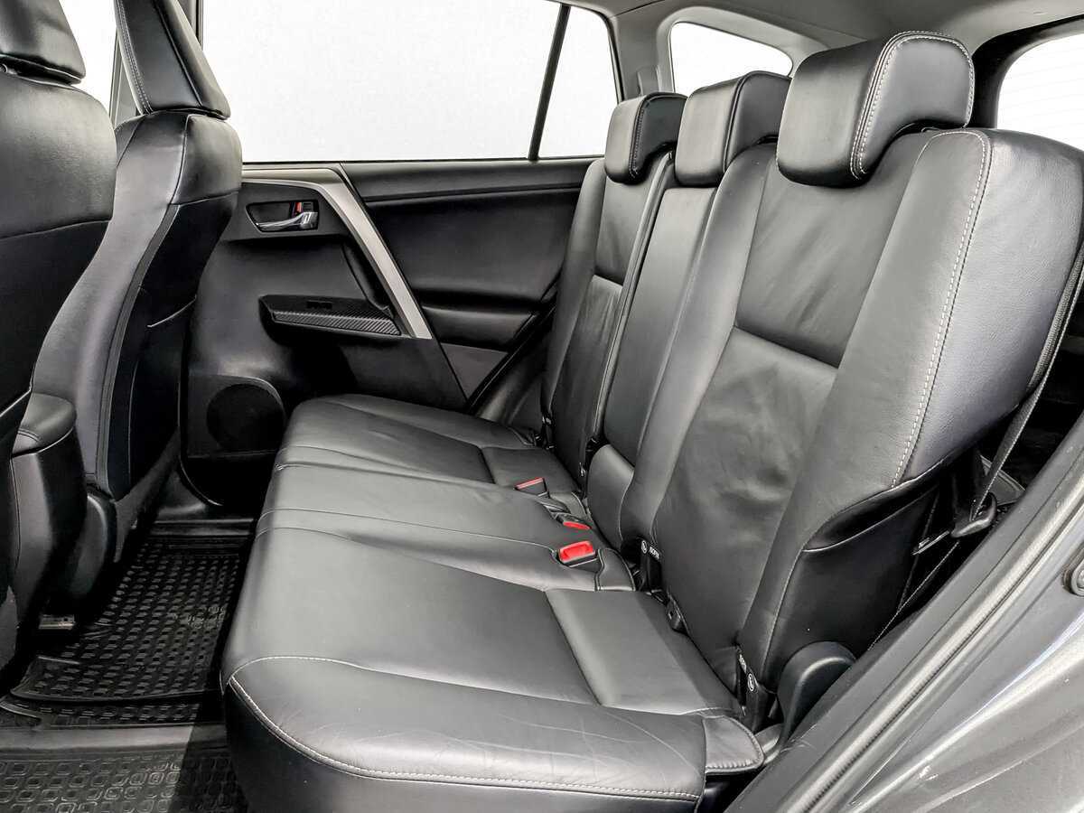 Toyota RAV4 2014 года с пробегом. Фото: #11