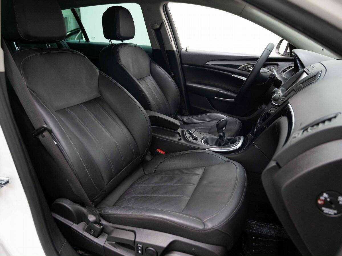 Opel Insignia 2013 года с пробегом. Фото: #14