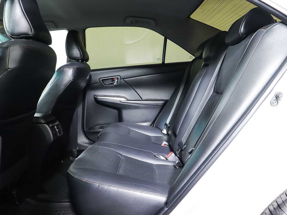 Toyota Camry 2017 года с пробегом. Фото: #9