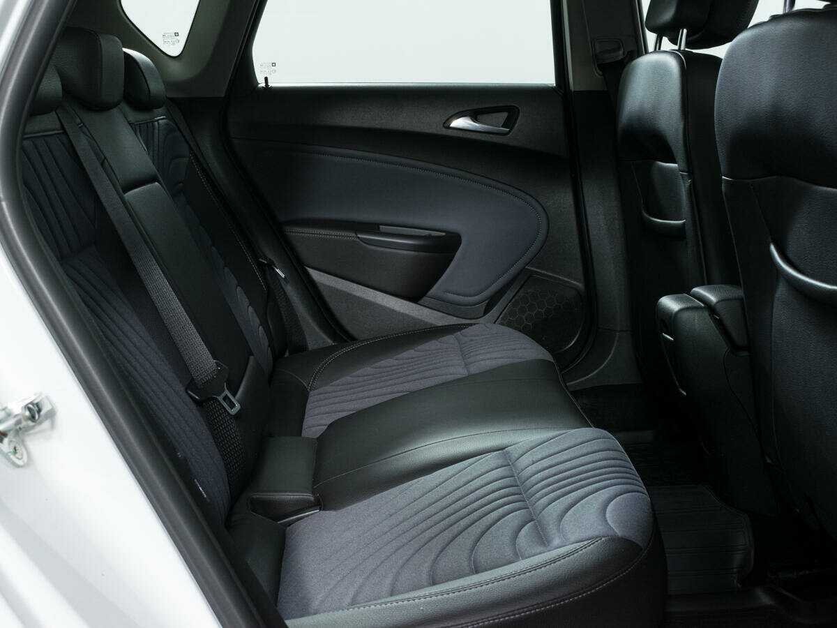 Opel Astra 2013 года с пробегом. Фото: #10